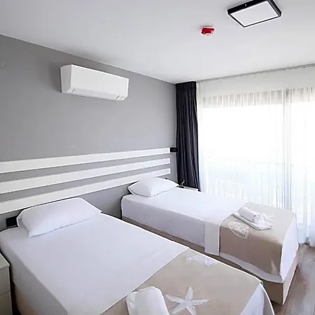 Krem Marin Hotel *