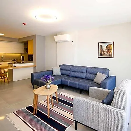 Krem Marin Hotel